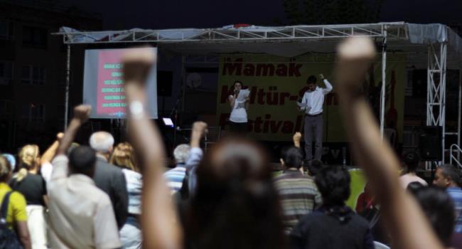 /galeriler/foto/20130617-1405-10-mamak-kultur-sanat-festivali-1-gun-2013/10-mamak-kultur-sanat-festivali-1-gun-2013-1.jpg