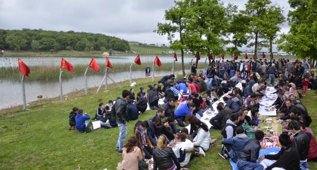 /galeriler/foto/20140427-1755-bdsp-piknigi-istanbul-27-nisan-2014/bdsp-piknigi-istanbul-27-nisan-2014-1.jpg