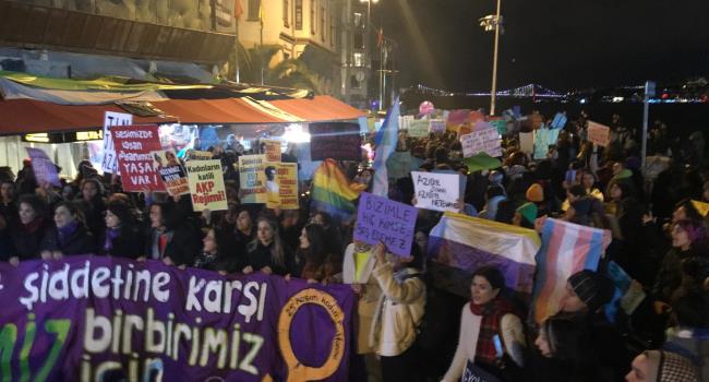 /galeriler/foto/20241126-0409-istanbul-25-kasim-eylemi-2024/istanbul-25-kasim-eylemi-2024-1.jpeg