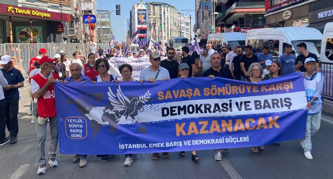 /galeriler/foto/20250831-2122-istanbulda-1-eylul-mitingi/istanbulda-1-eylul-mitingi-1.jpg