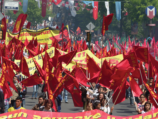 /images/haber/1-mayis-kapak-AA.jpg