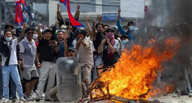 Nepal’in isyanı!